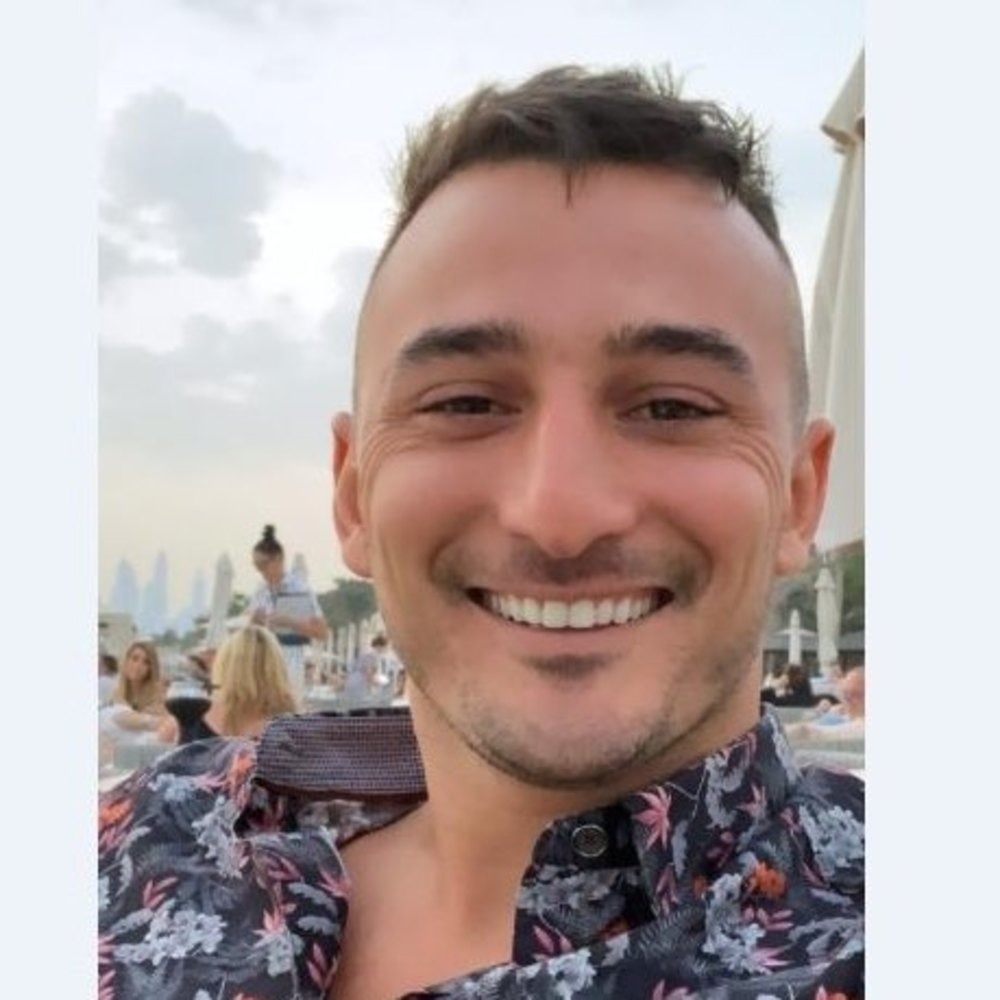 Meet your Posher, Ali